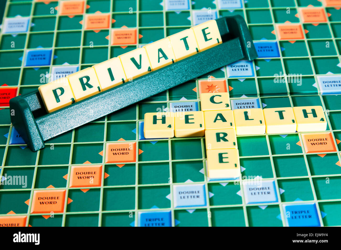 La sanità privata cura medica di bmi bupa insurance parole usando piastrelle scrabble precisare Foto Stock