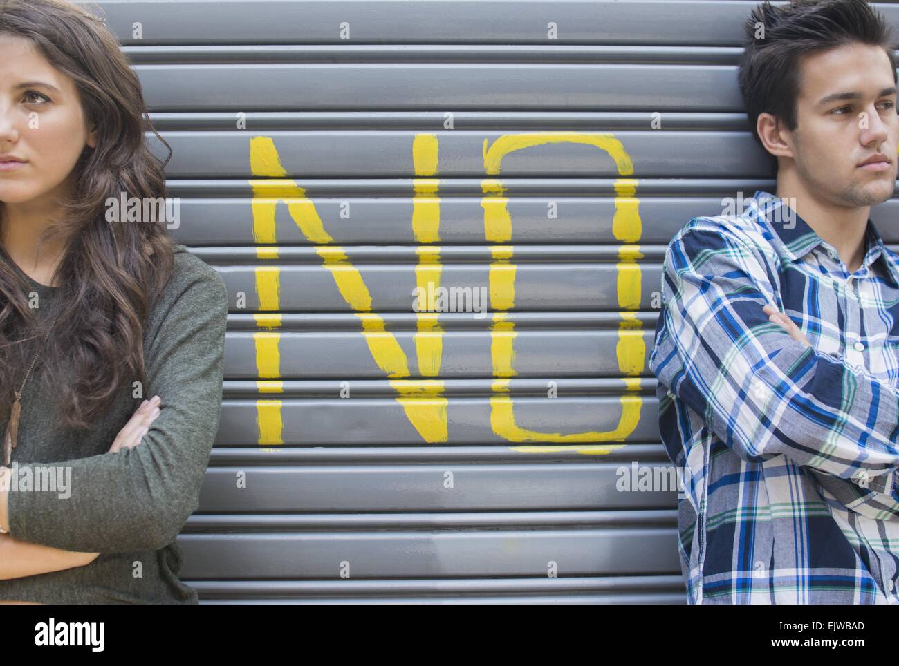 Stati Uniti d'America, nello Stato di New York, New York, Brooklyn, coppia giovane aventi difficoltà di relazione Foto Stock