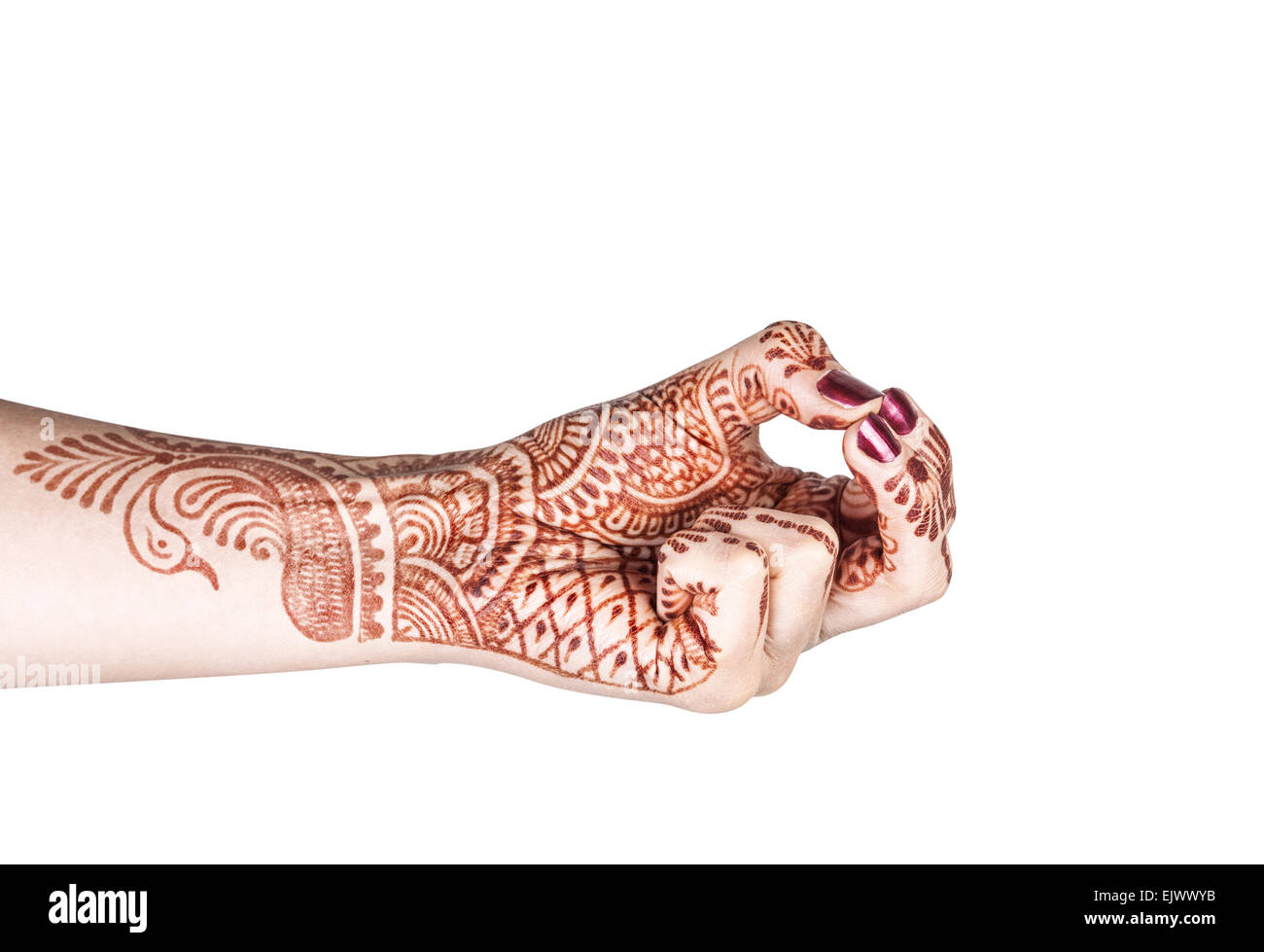 Donna con mano henna fare Kubera mudra isolato su sfondo bianco con tracciato di ritaglio Foto Stock