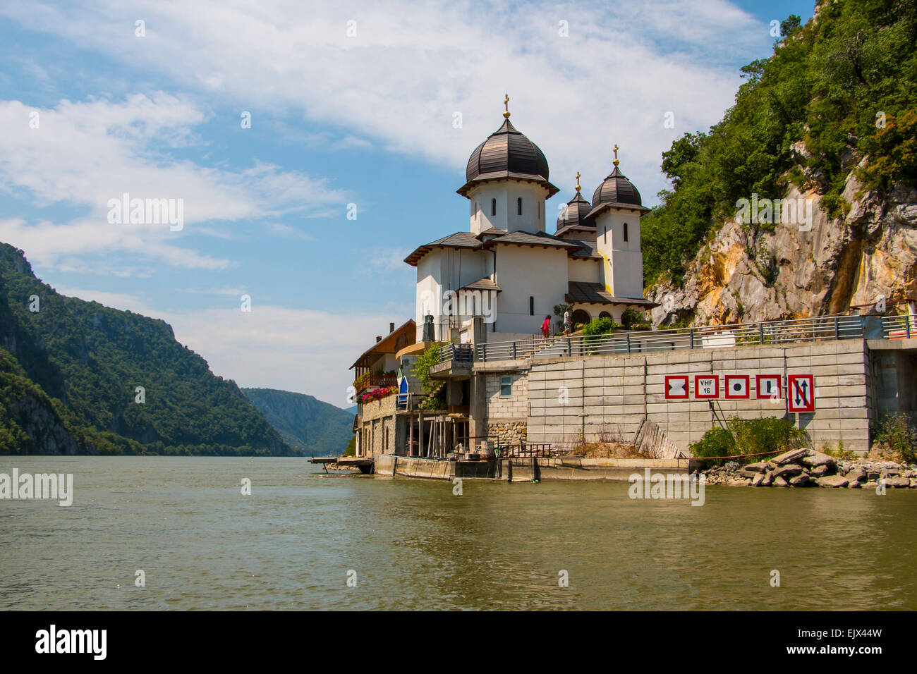 Monastero Mraconia, Danubio, cancelli di ferro parco naturale, Romania Foto Stock