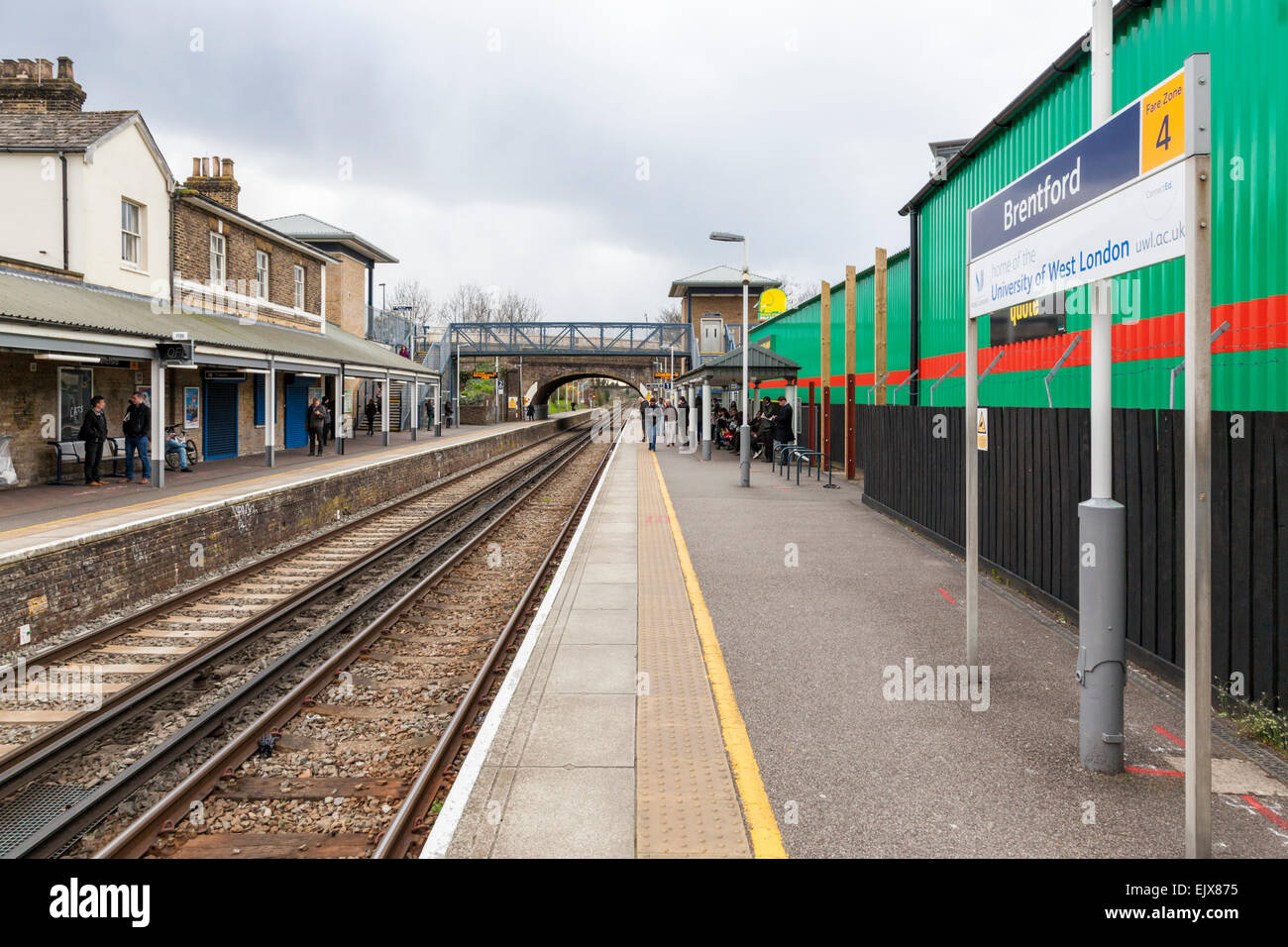 Brentford stazione ferroviaria, London, England Regno Unito Foto Stock