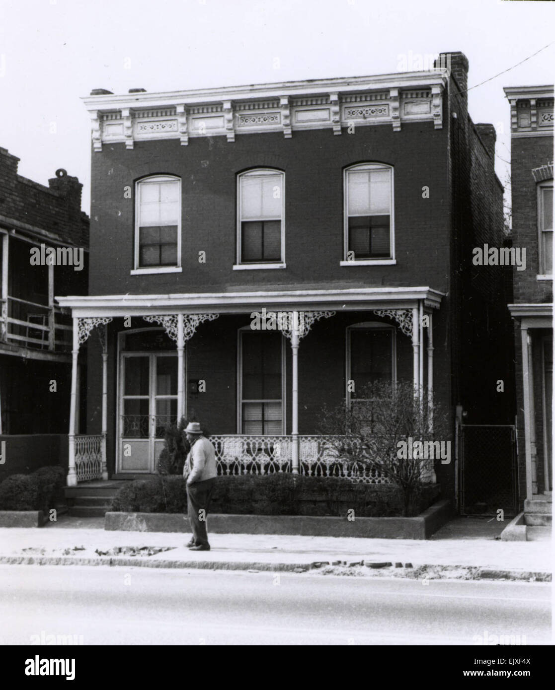Jackson Ward, un quartiere storico di Richmond, Virginia, era un fiorente centro della cultura afroamericana negli anni '1920, sede di luoghi di intrattenimento come l'Hippodrome Theatre e figure iconiche come Ella Fitzgerald e Duke Ellington. Foto Stock
