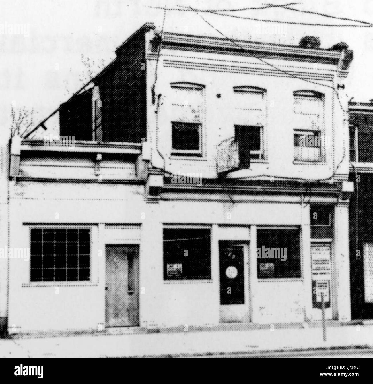 532-534 North Second Street si trova nello storico quartiere di Jackson Ward di Richmond, un tempo fulcro della cultura afroamericana. All'inizio del XX secolo, Jackson Ward divenne famoso per la sua fiorente scena di intrattenimento, sede di figure di rilievo come Ella Fitzgerald, Duke Ellington e Bill 'Bojangles' Robinson. Rimane oggi un centro di importanza culturale. Foto Stock