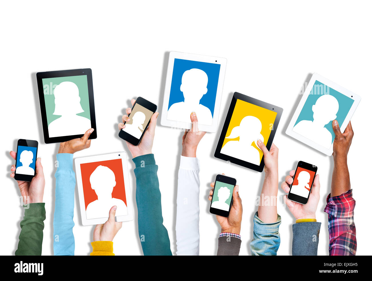 Gruppo di mani di dispositivi digitali con Avatar Foto Stock