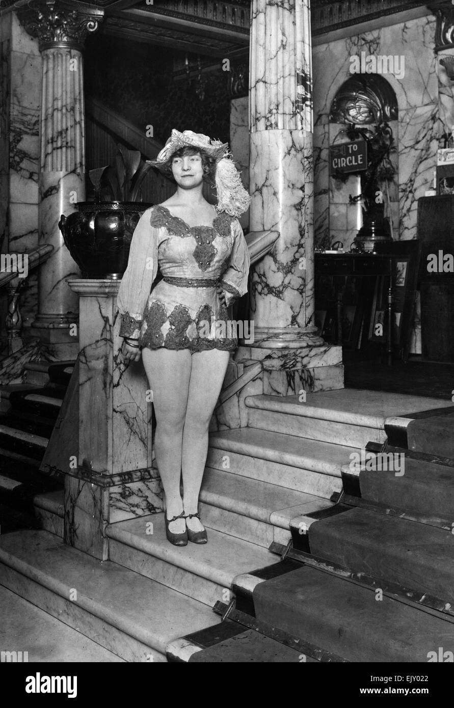 Scena da il gioco Red Riding Hood. Il 25 dicembre 1921. Foto Stock