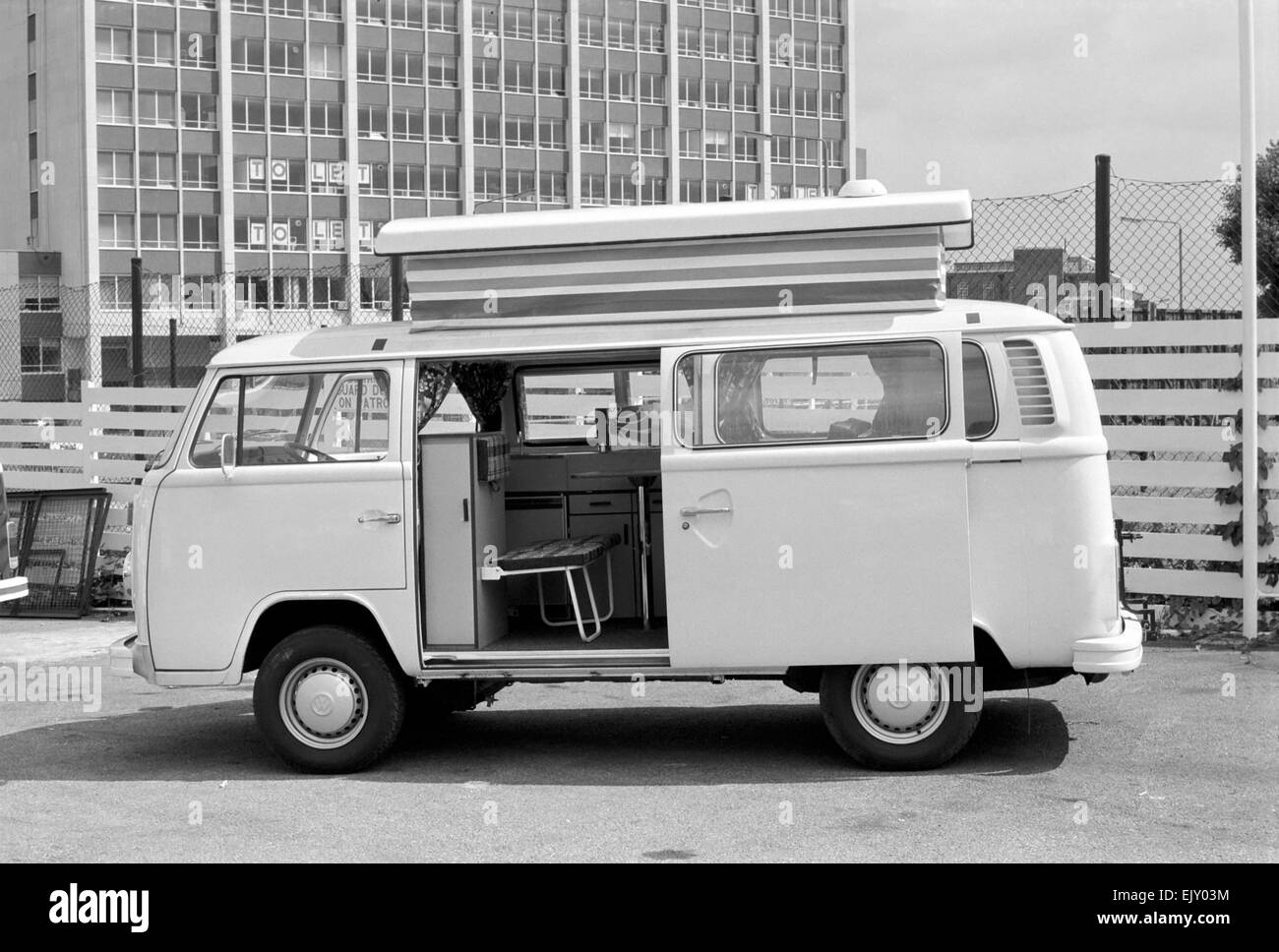 Volkswagen Devon Moonraker autocaravan. Agosto 1978 78-3944-005.Caption locale *** planman - - 03/02/2010 Foto Stock
