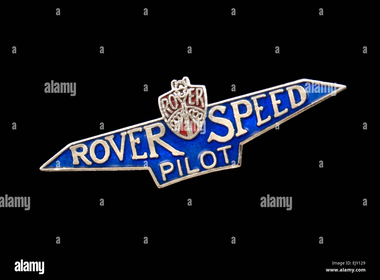 Velocità Rover smalto pilota badge, parte del set di presentazione di 13 badge Rover (DPM034). Il rover pilota di velocità lanciato nel 1932. Foto Stock