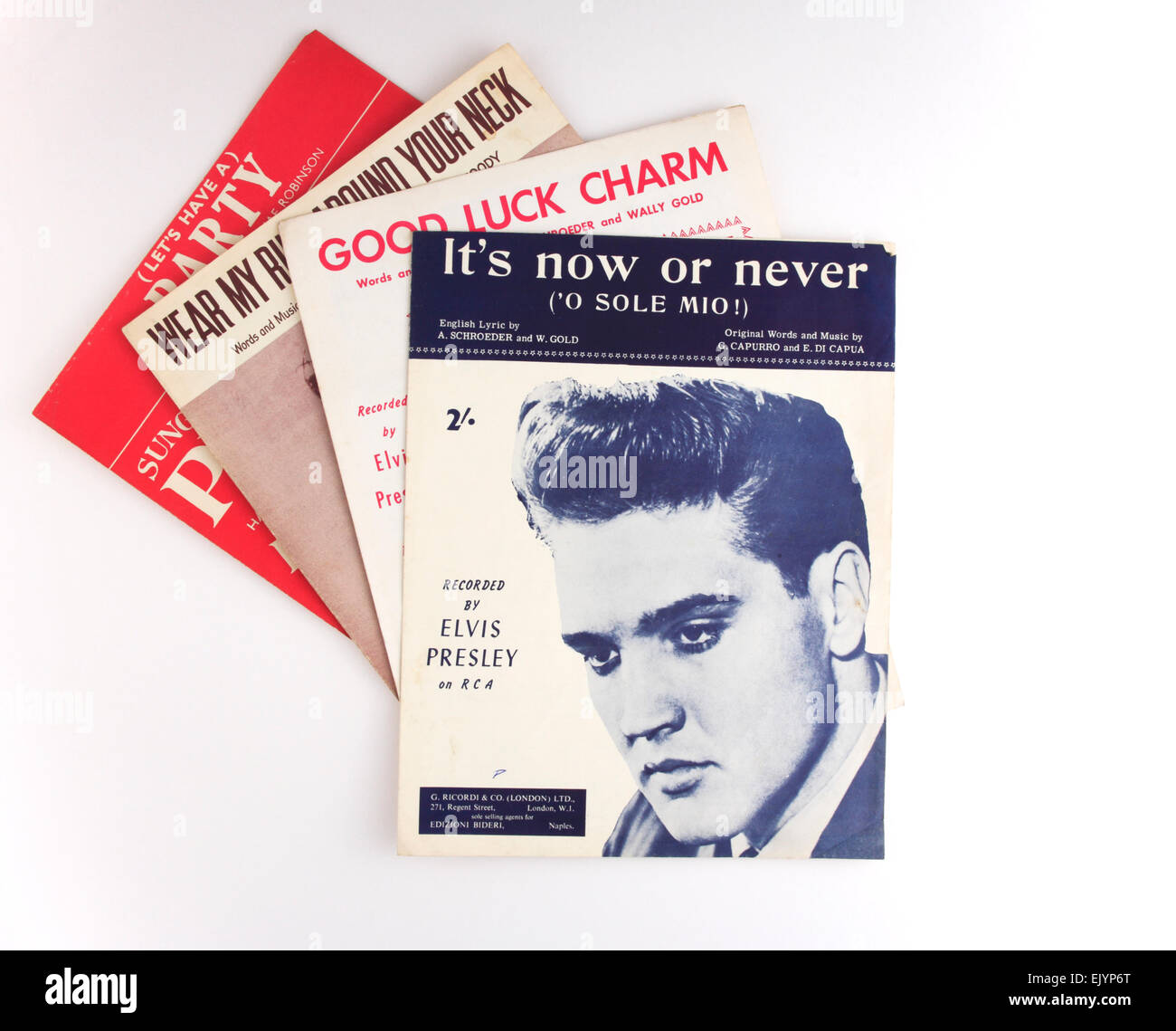 Vari fogli musicali copre per successi di Elvis Presley. Foto Stock