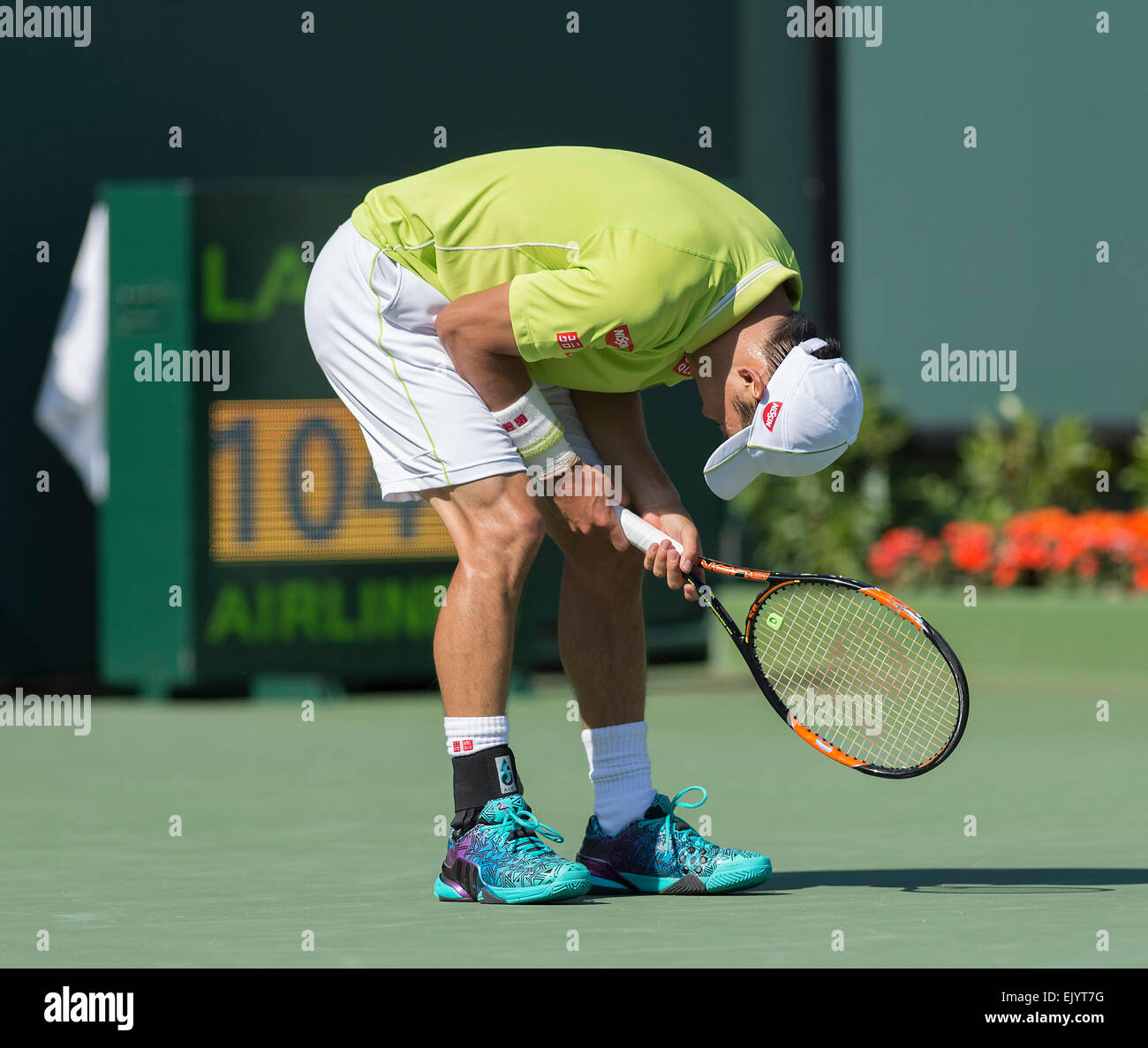 Key Biscayne, Florida, Stati Uniti d'America. 02Apr, 2015. Kei Nishikori (JPN)viene sconvolto come egli perde 6-4 6-3 a John Isner (USA) al 2015 Miami apre al Crandon Centro Tennis di Key Biscayne Florida. Credito: Azione Sport Plus/Alamy Live News Foto Stock