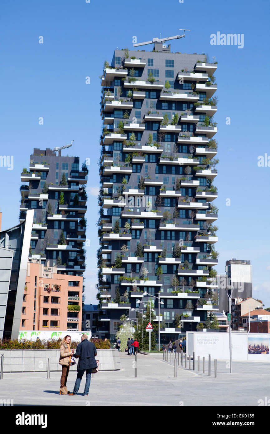 Il nuovo pluripremiato Bosco verticale edificio in Milano, Italia Foto Stock