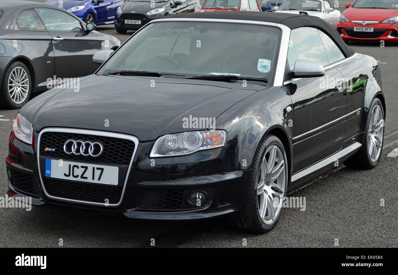 2006 NERO Audi RS4 Cabrio Foto Stock