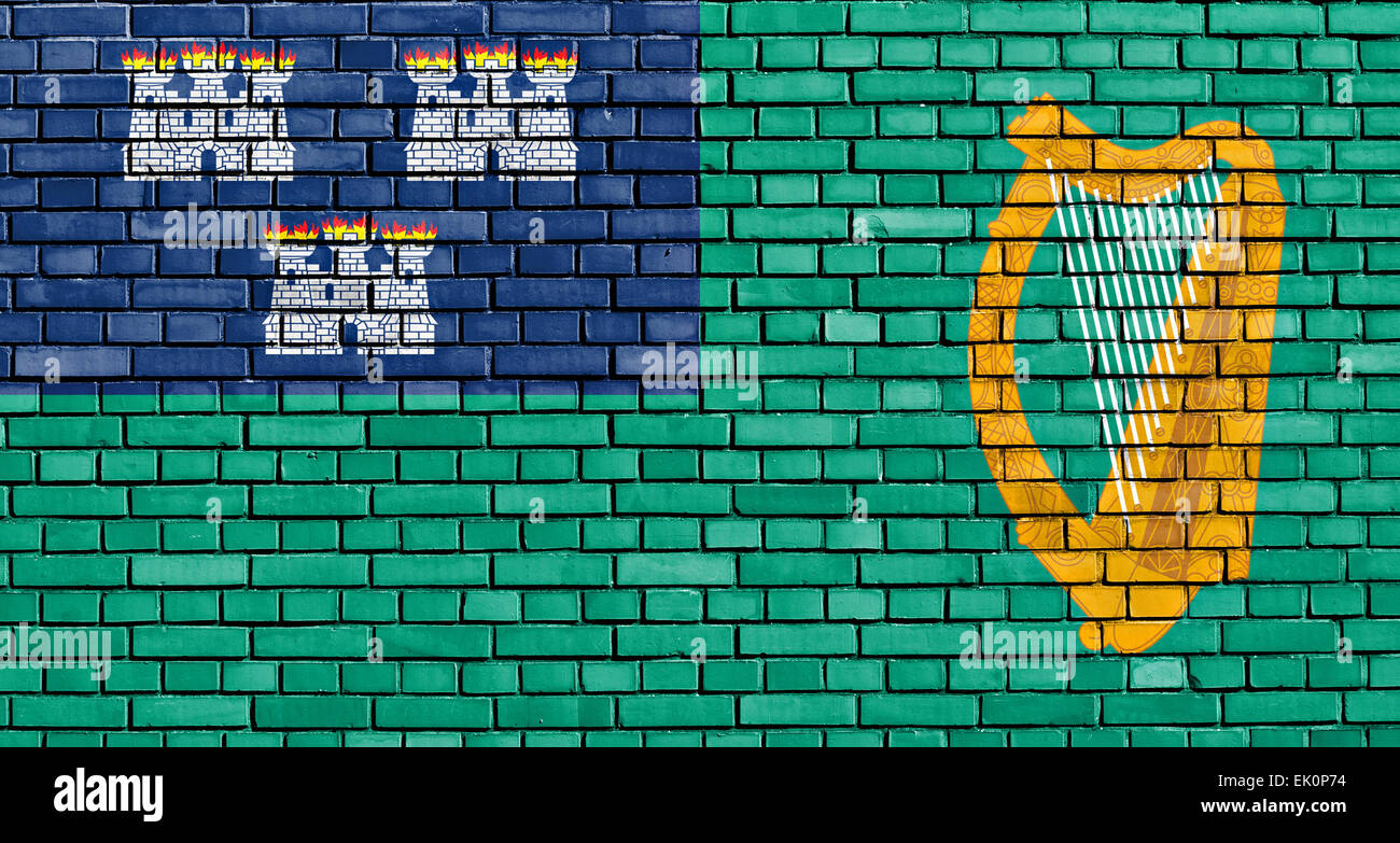 Bandiera di Dublino dipinta su un muro di mattoni Foto Stock