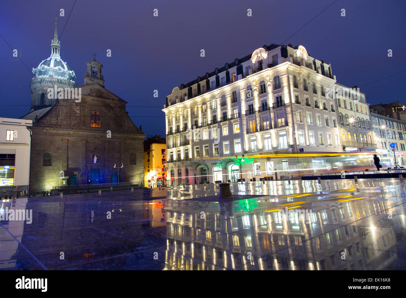 La chiesa di St Pierre des Minimes è una chiesa situata a Clermont-Ferrand, Francia Foto Stock
