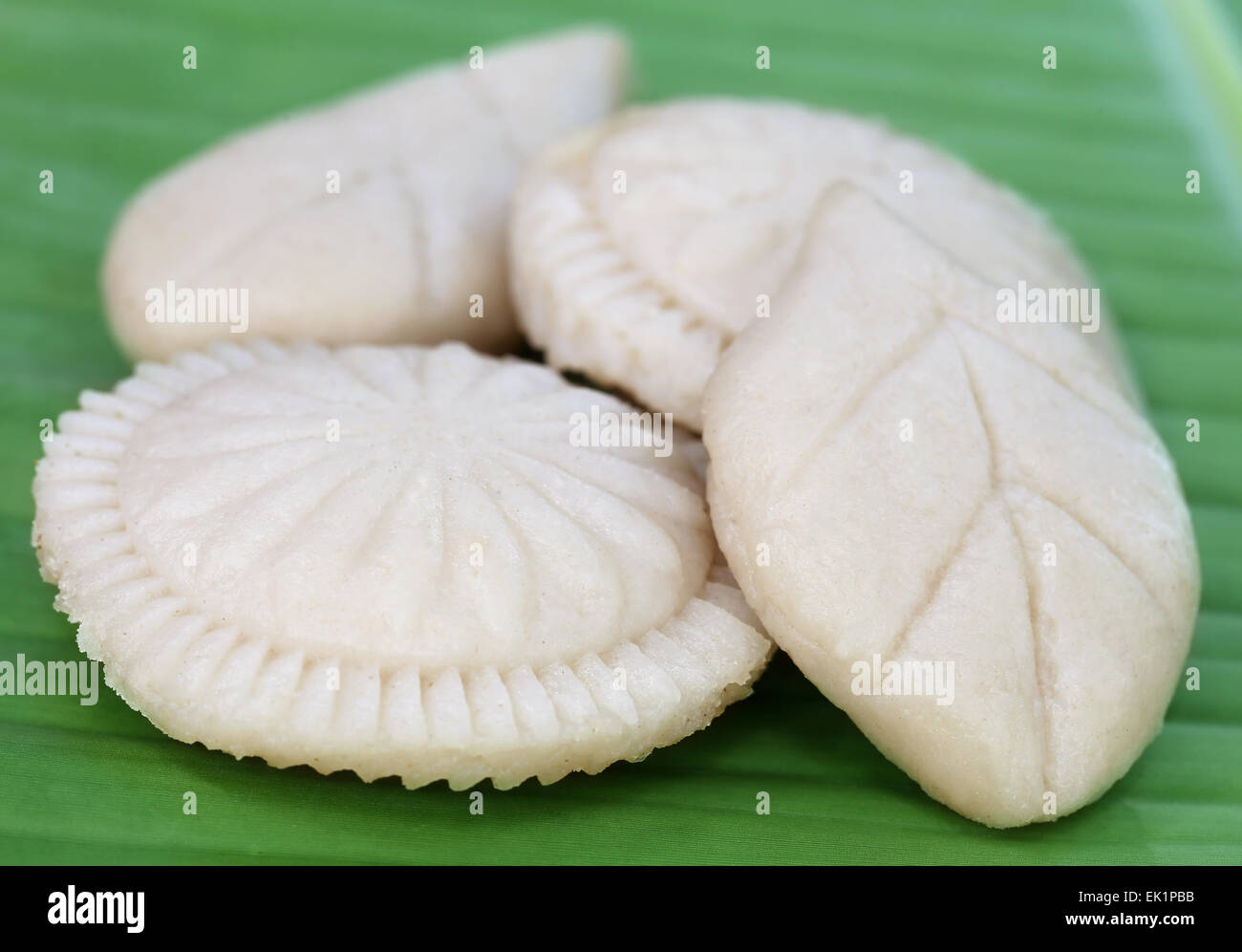 Ravioli del Bangladesh su foglia verde Foto Stock