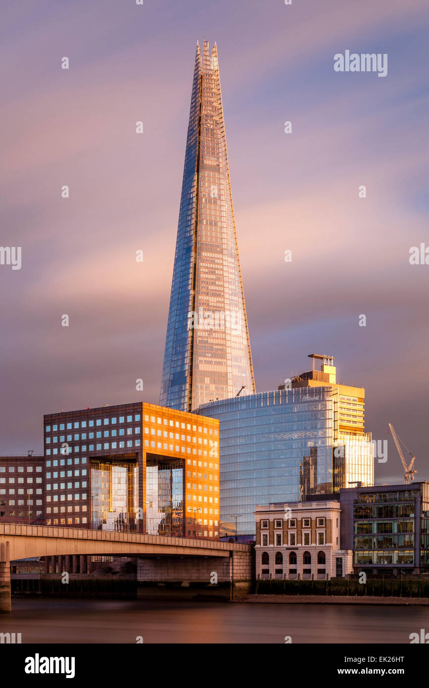 La Shard e London Bridge, Londra, Inghilterra Foto Stock