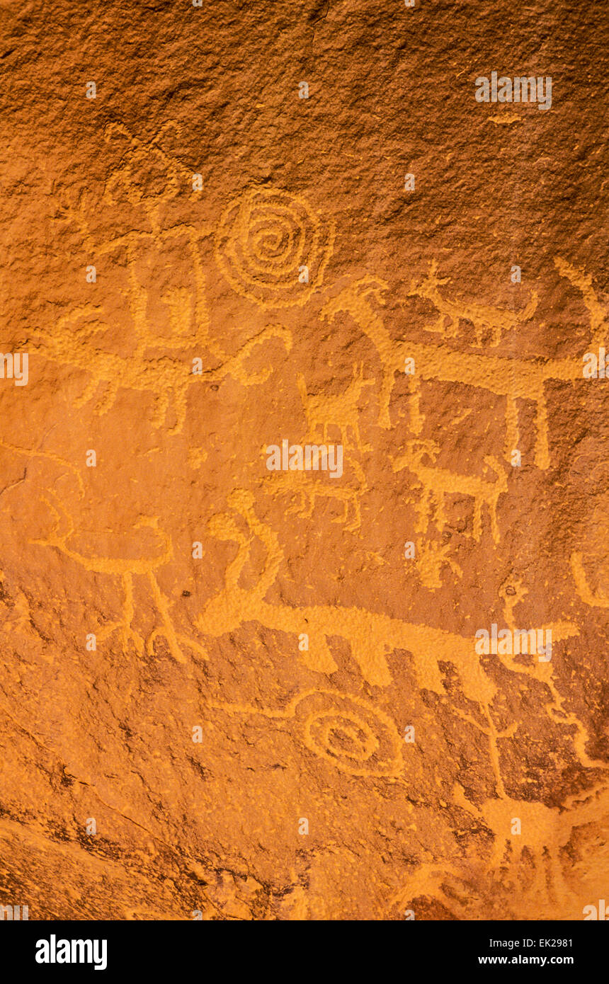 Anasazi indiani Petroglyph, Chaco Culture National Historic Park, New Mexico Foto Stock