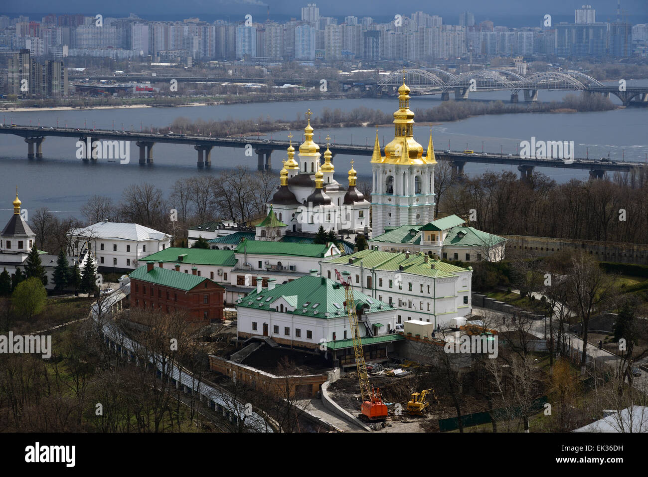 Cupole dorate del Lavra Kiev-Pechersk chiesa Foto Stock