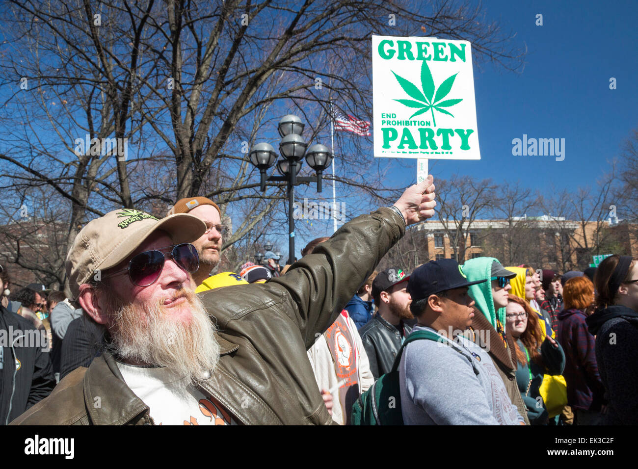 L'Hash annuale Bash presso l'Università del Michigan, dove un sacco di marijuana è affumicato e altoparlanti call per la sua legalizzazione. Foto Stock
