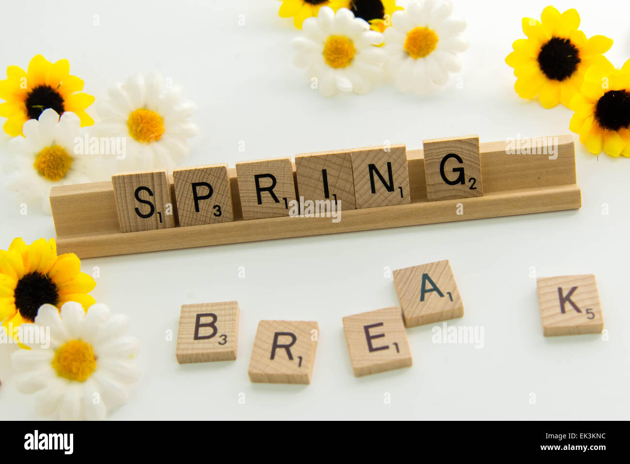 Dicembre 19, 2014: Houston, TX, Stati Uniti d'America - parola di Scrabble gioco piastrelle di legno ortografia Spring Break Foto Stock