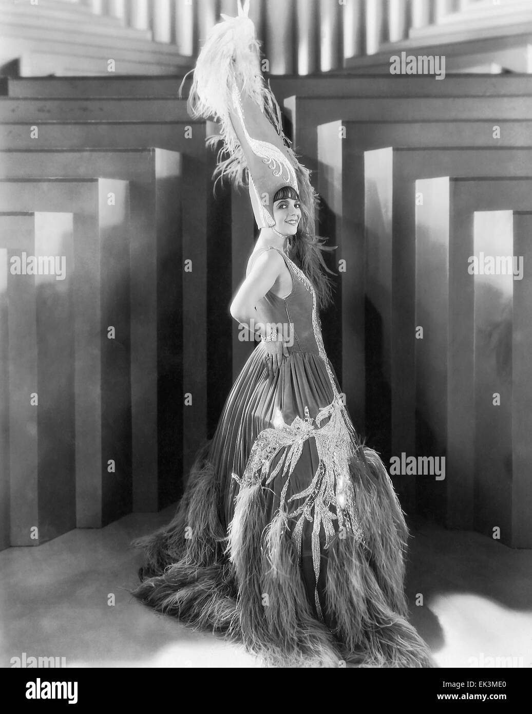 Irene Bordoni, sul set del film muto "Parigi", 1929 Foto Stock