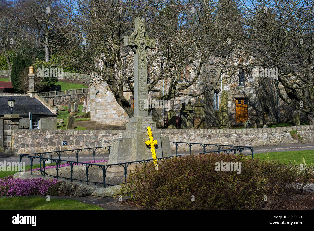 Memorial in Ratho nei pressi di Edimburgo per gli ufficiali, sottufficiali e uomini di Ratho caduti nella grande guerra 1914-18. Foto Stock