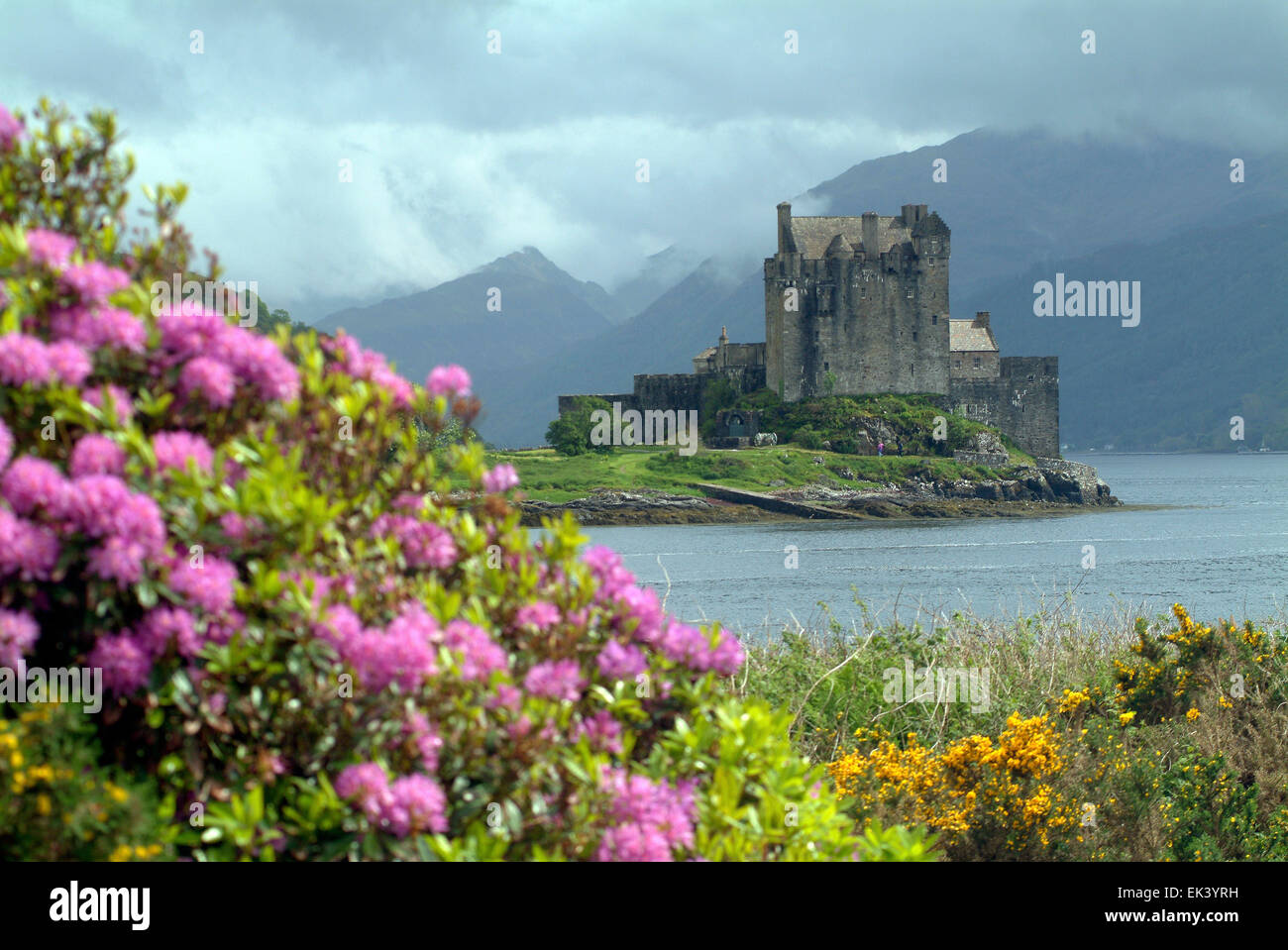 Eilean Donan Castle Highlands occidentali della Scozia UK GB Europa Foto Stock