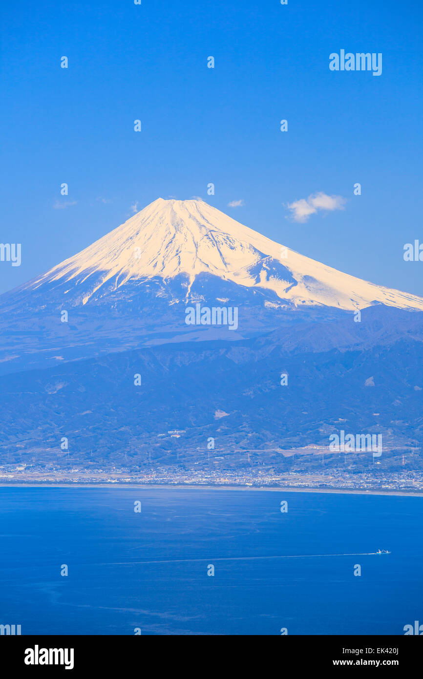 Mt. Fuji e Suruga bay da Darumayama altopiano, Penisola di Izu, Giappone Foto Stock