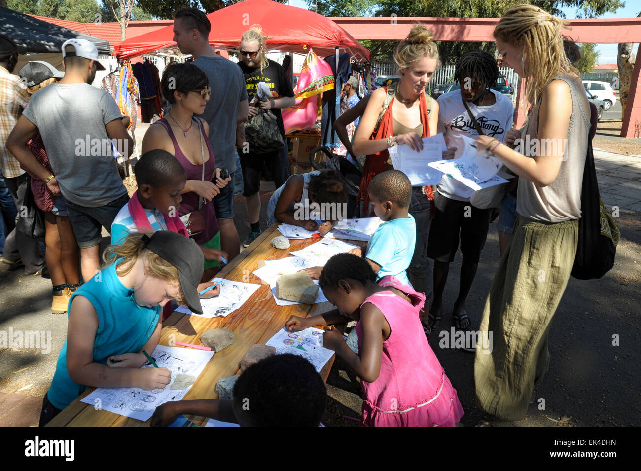 Langa Township aprire strade evento Foto Stock