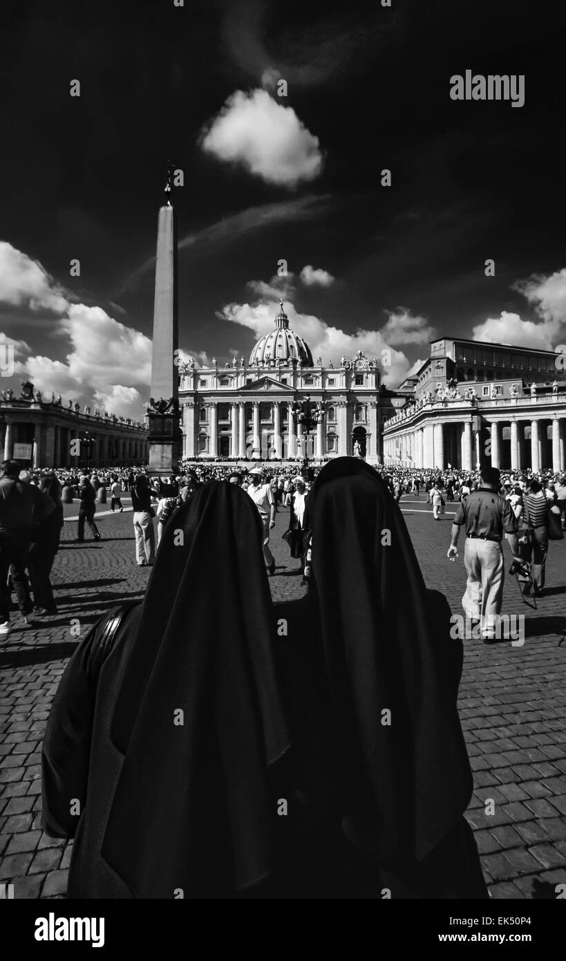 Italia, Roma, Piazza San Pietro Foto Stock