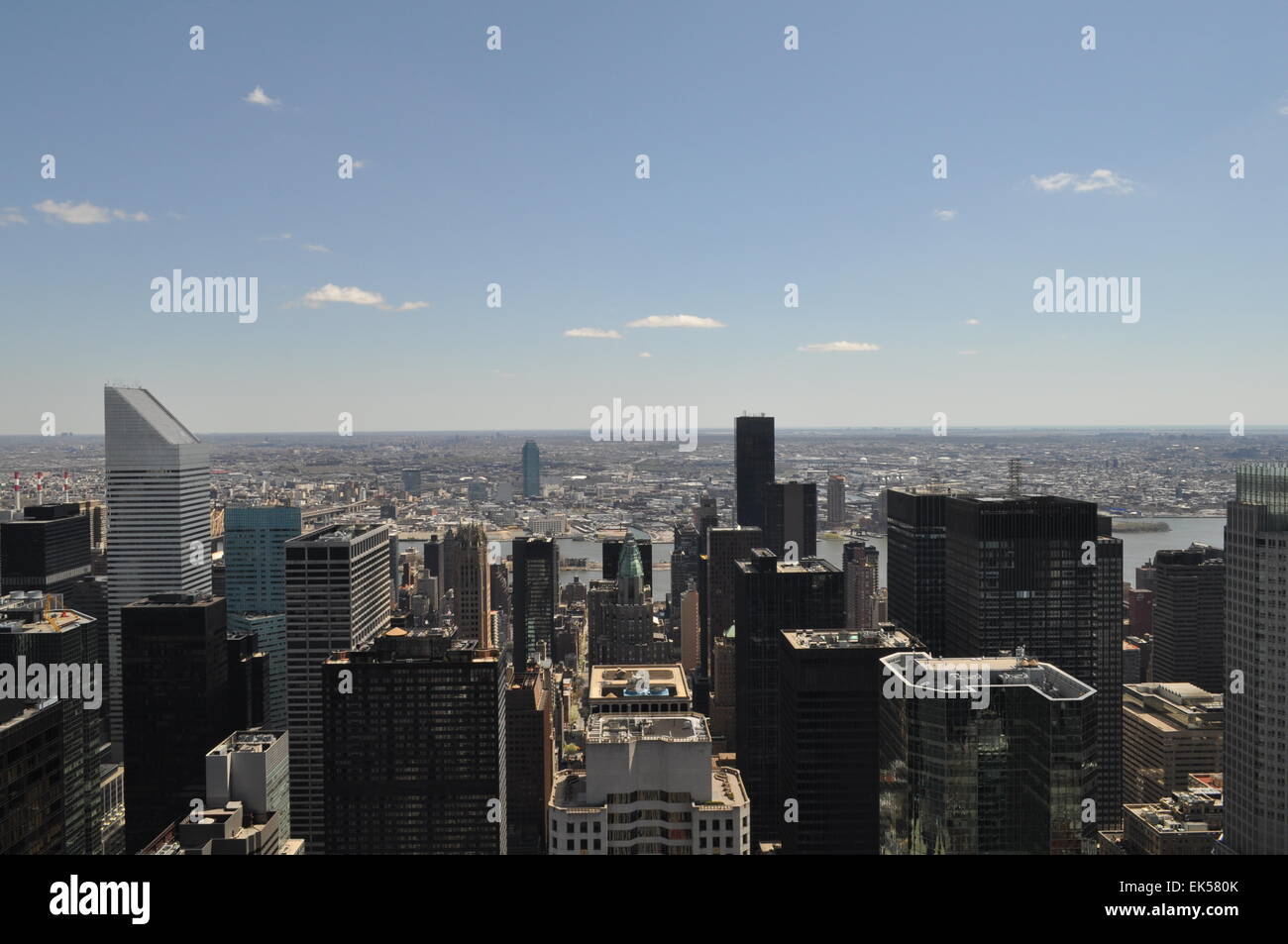 Vista dalla cima del Rock Observation Deck al Rockefeller Center a Manhattan Foto Stock