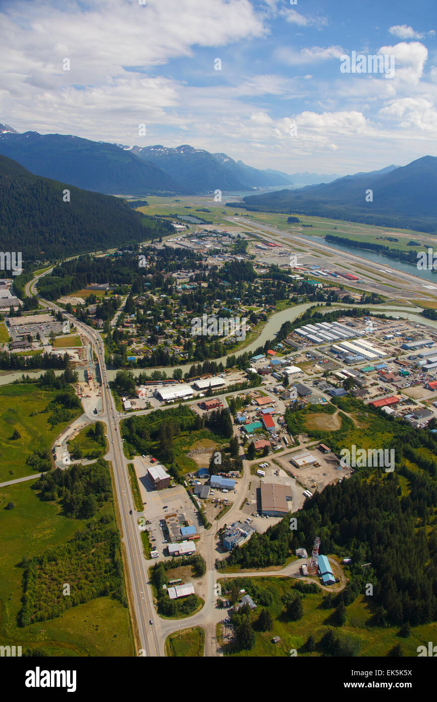 Vista aerea di Mendenhall Valley, Juneau, in Alaska. Foto Stock