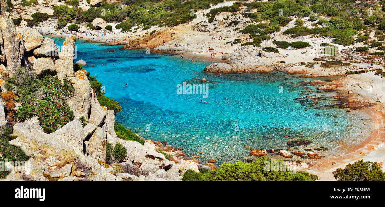 Il mare turchese, vacanze estive in Sardegna isola , Italia Foto Stock