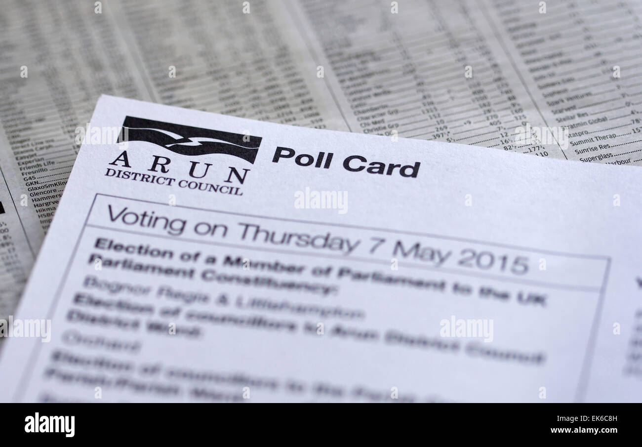 Arun, UK. 07 apr, 2015. Politica, elezioni, votazioni, il polling scheda dal distretto di Arun Consiglio di dare notifica dell'elezione generale BRITANNICA il 7 maggio 2015. Credito: Occhio onnipresente/Alamy Live News Foto Stock