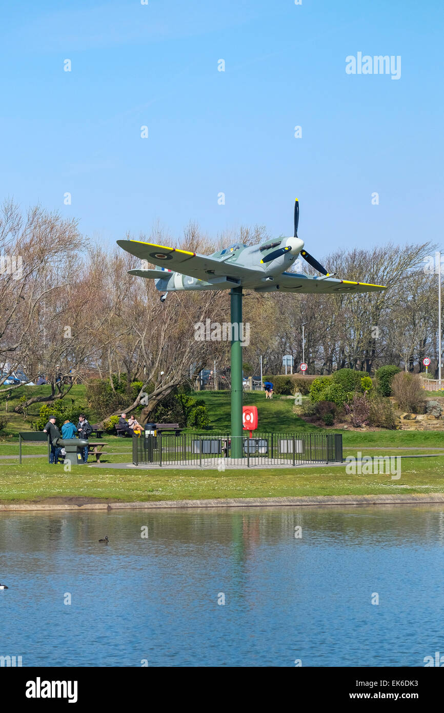 Spitfire sul display in Fairhaven lago a Lytham sulla costa di Lancashire Foto Stock