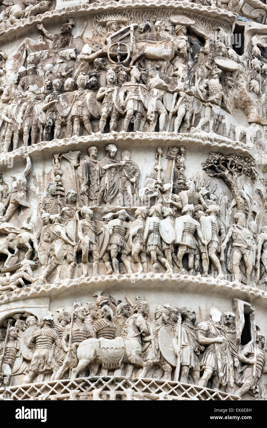 Roma, Italia. Dettaglio della Colonna di Traiano. Foto Stock