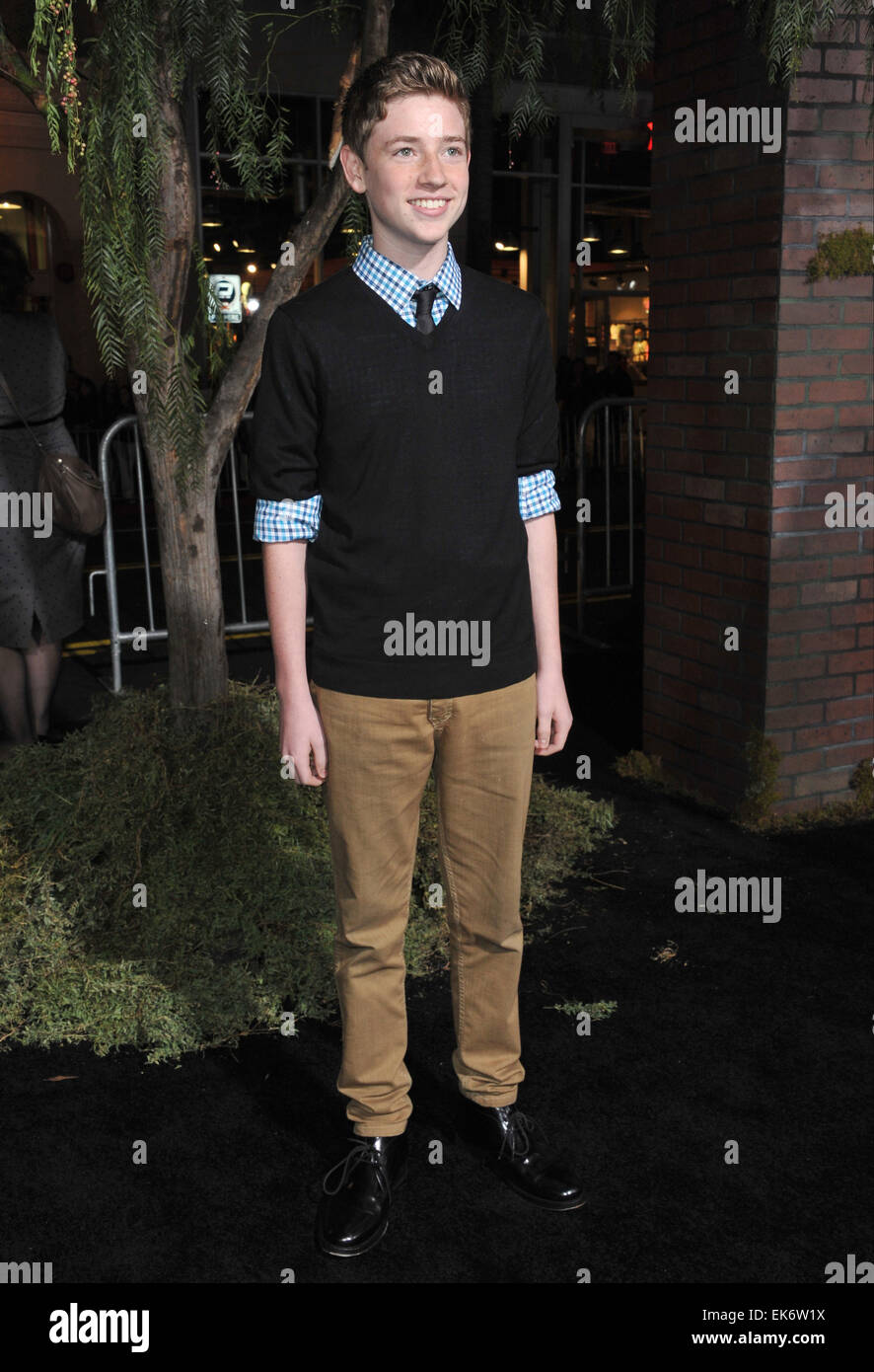 LOS ANGELES, CA - Febbraio 6, 2013: Jackson il ritmo con la prima mondiale di "Beautiful Creatures" presso il Teatro Cinese, Hollywood. Foto Stock