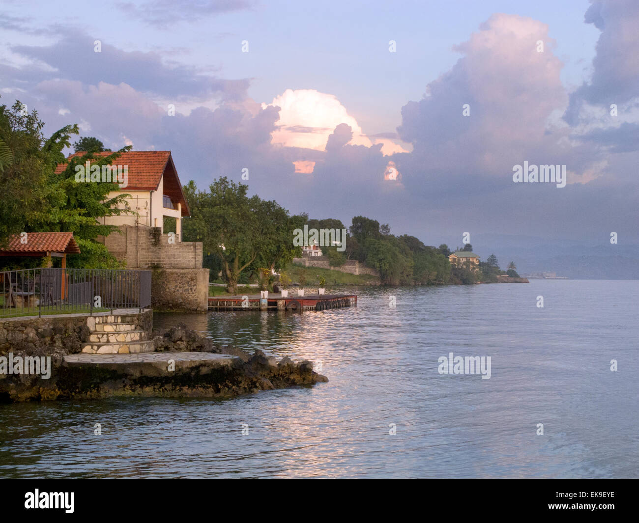 Le rive del lago Kivu a Goma, provincia del nord Kivu, nella Repubblica democratica del Congo ( RDC ), Africa Foto Stock