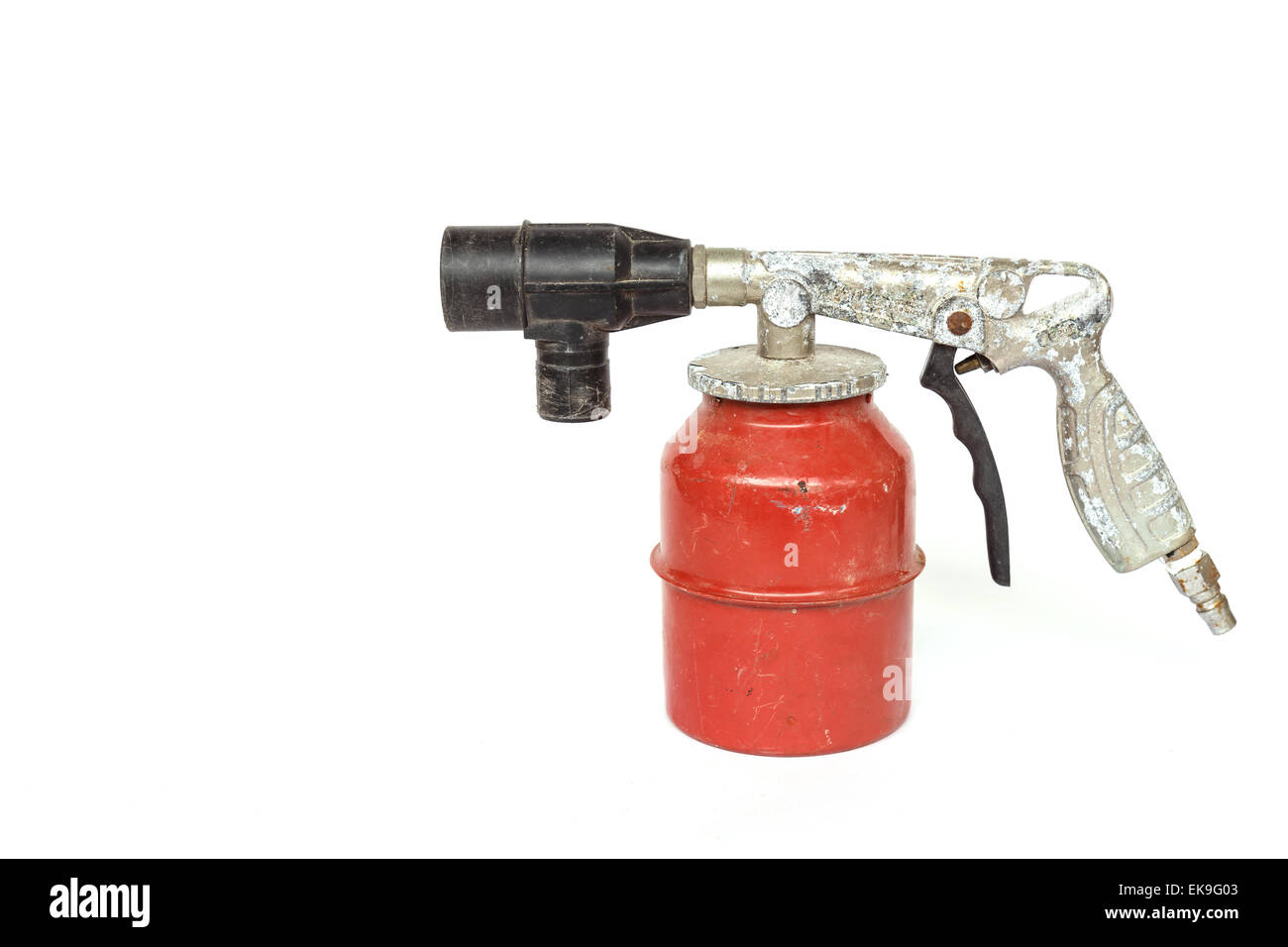 Vecchia pistola di verniciatura a spruzzo isolati su sfondo bianco Foto Stock