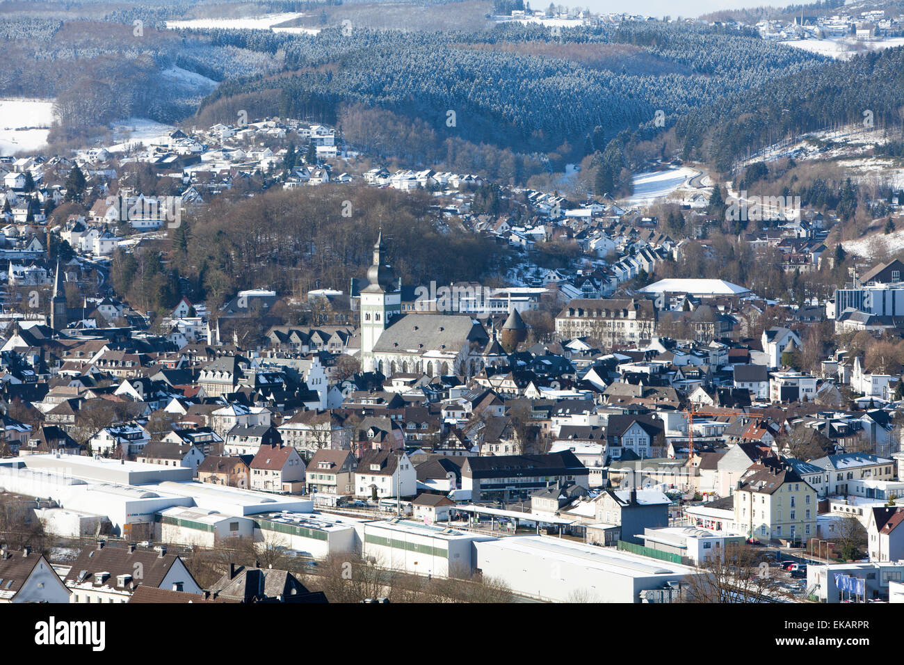 Affacciato Attendorn, città anseatica, regione di Sauerland, Renania settentrionale-Vestfalia, Germania, Europa Ausblick auf die Hansestadt a Foto Stock