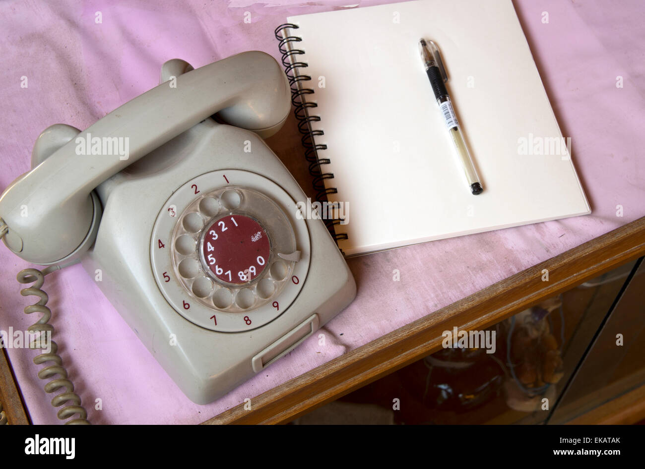 Telefono analogico antichi telefono scrivere di lavoro Foto Stock