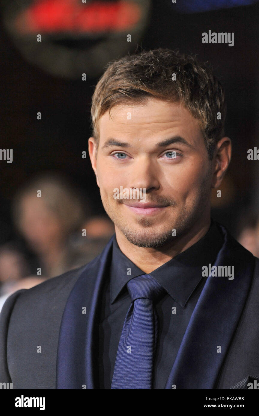 LOS ANGELES, CA - Novembre 12, 2012: Kellan Lutz alla premiere mondiale del suo film "The Twilight Saga: Rottura dell'Alba - Parte 2' presso il Nokia Theatre LA LIVE. Foto Stock