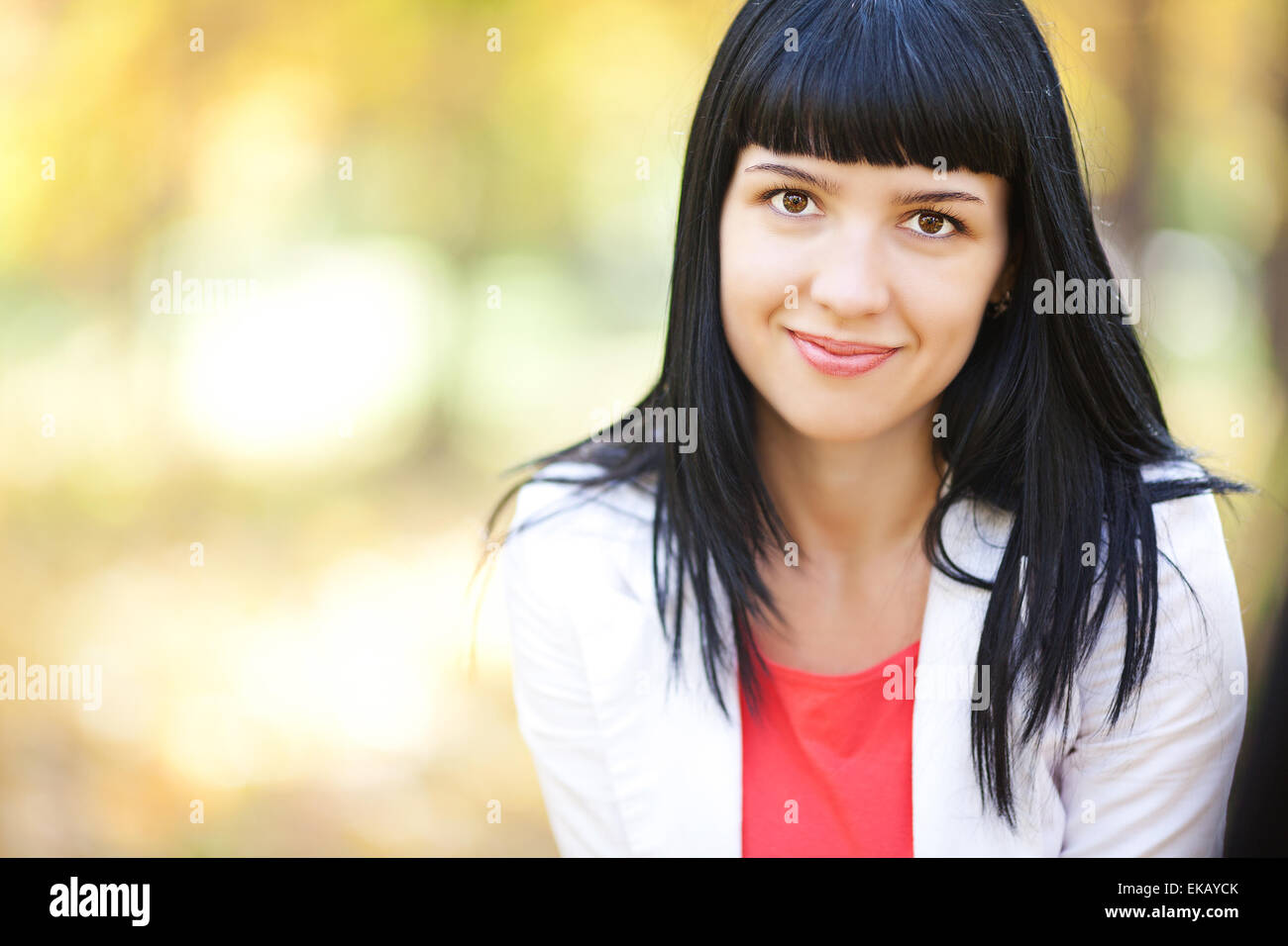 Ritratto di una giovane e bella donna adolescente Foto Stock