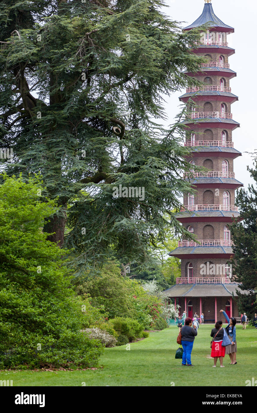 La Pagoda di Kew Gardens, Sito Patrimonio Mondiale dell'UNESCO, Kew, Greater London, England, Regno Unito, Europa Foto Stock