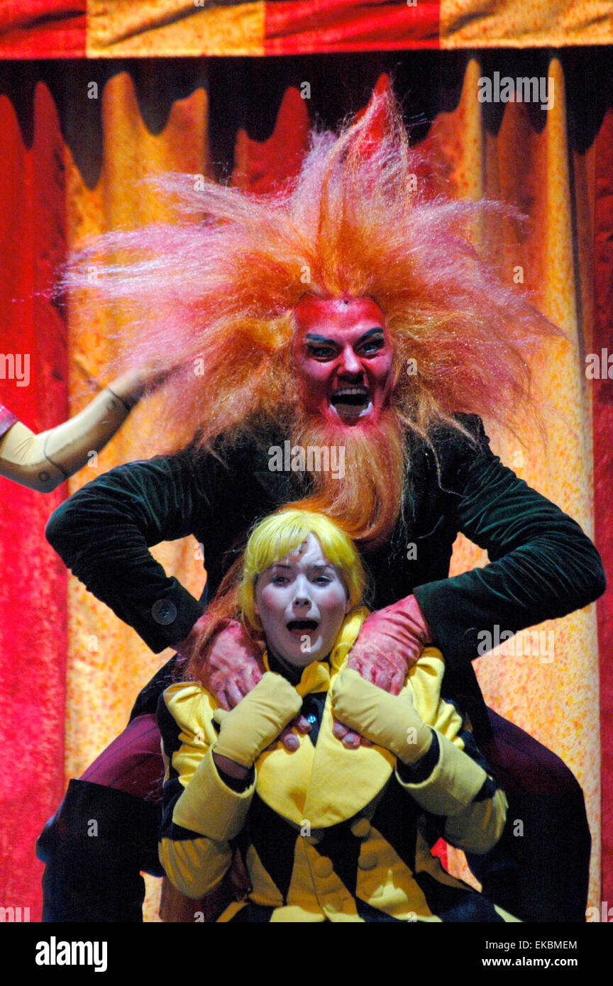 5 novembre 2006 - BERLINO: Tobias Hagge al kids opera "Pinocchio", la Komische Oper Berlin-Mitte. Foto Stock