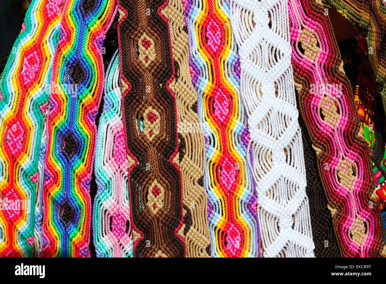 In Chiapas artigianato cinture braccialetti colorati Foto Stock