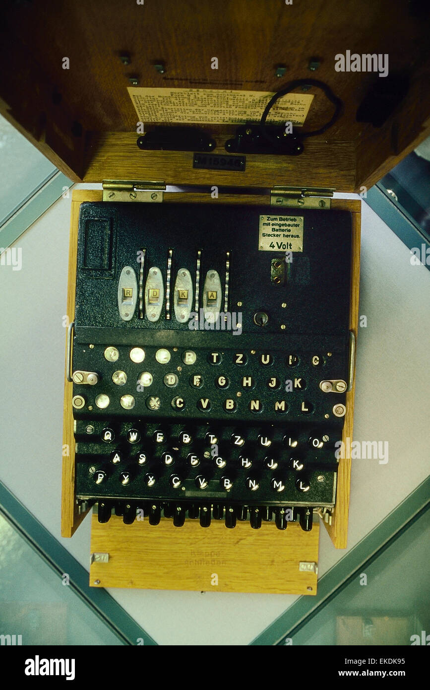 La macchina cifratrice tedesca Enigma M4 utilizzata durante la seconda guerra mondiale Bletchley Park, Buckinghamshire. REGNO UNITO Foto Stock