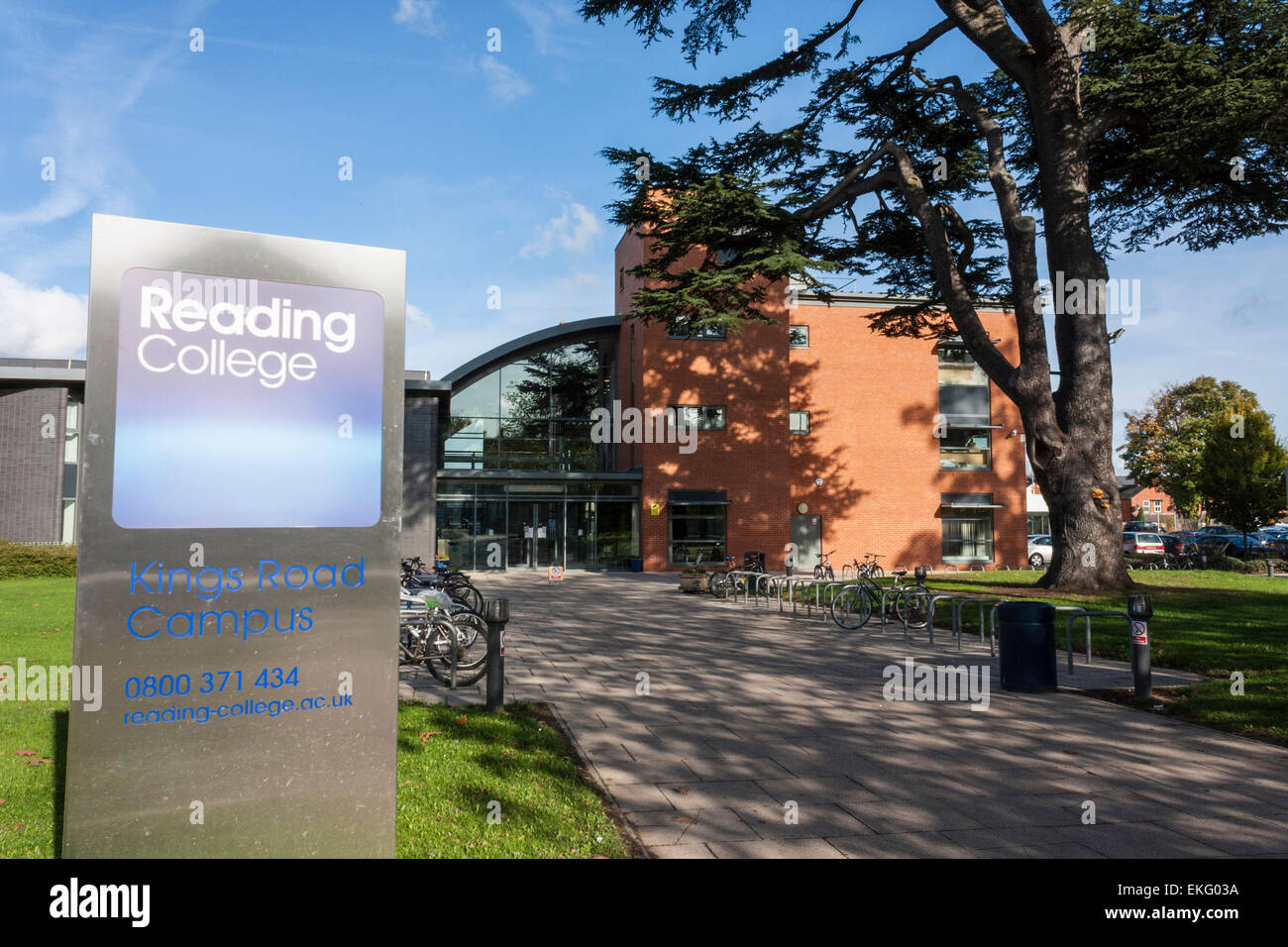 Reading College, Reading, Berkshire, Inghilterra, GB, Regno Unito Foto Stock