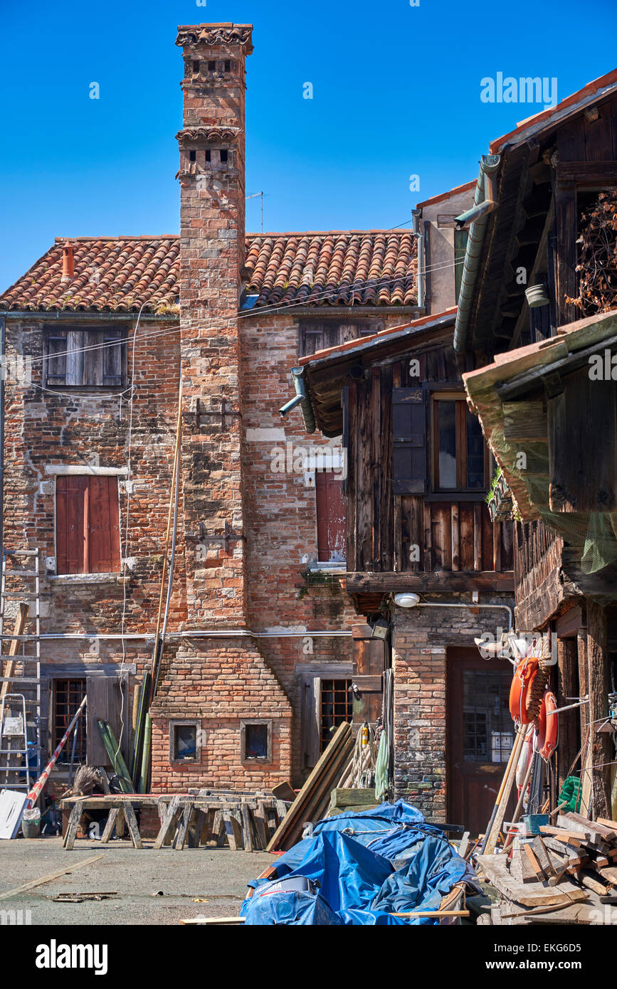 Squero di San Trovaso: dove le gondole venete sono nati, Venezia Italia Foto Stock