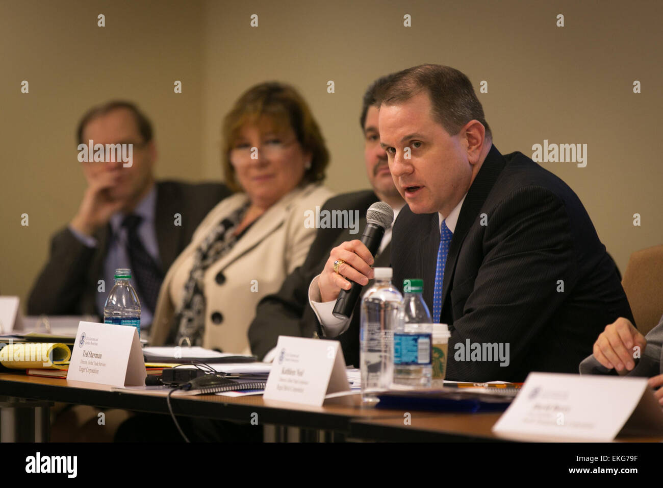 Il Comitato consultivo per le operazioni commerciali (COAC) si è riunito a Washington, D.C., per discutere le questioni commerciali tra le dogane e la protezione delle frontiere e il settore privato. Foto Stock