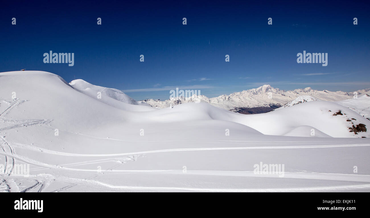 Paesaggio di montagna a La Plagne sulle Alpi francesi Francia Foto Stock